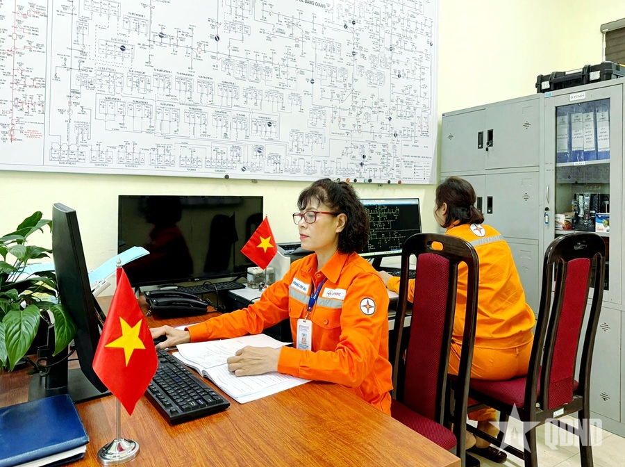 Những ca trực giữa mùa thu Độc lập
